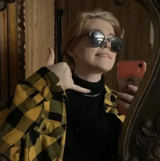 🤙 emoji богема юн 💅 Telegram sticker 15 of 40