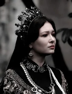 👑 emoji Старшая Валиде Telegram sticker 14 of 18