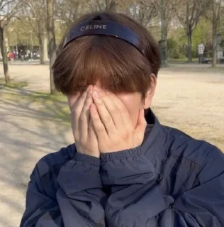 🤭 emoji кидс Telegram sticker 22 of 100