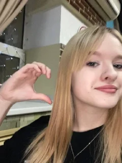 😘 emoji Ваша ✨Marishka✨ Telegram sticker 2 of 11