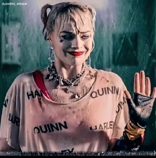 🤭 emoji crazy harley quinn🔫 Telegram sticker 14 of 25