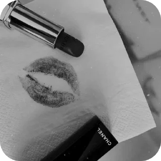 😘 emoji секси брюнетка Telegram sticker 8 of 29