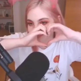 💗 emoji дашка каплан Telegram sticker 22 of 102