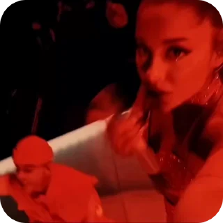🌟 emoji Ariana Grande 💘 Telegram sticker 6 of 50