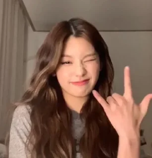 😎 emoji k-pop°• 🫦 Telegram sticker 5 of 23