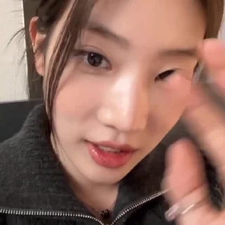 🌭 emoji kim lip @ecxipse Telegram sticker 18 of 40