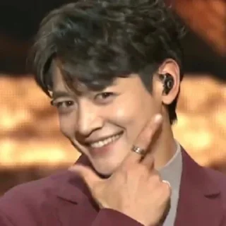 🤗 emoji shinee minho!! @jinkiyeowoobi Telegram sticker 10 of 116