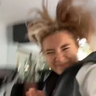 🥳 emoji —florence pugh🫧| by @onxlers Telegram sticker 2 of 120