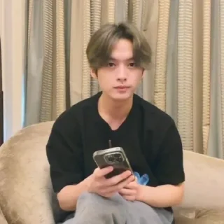 😐 emoji ♡ MINHO ♡ - @King_BtS Telegram sticker 13 of 85