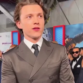 🌟 emoji Tom Holland ` Telegram sticker 16 of 26