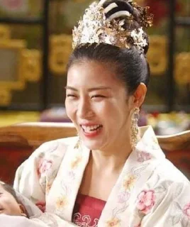 😂 emoji Императрица Ки 👑 Telegram sticker 4 of 68