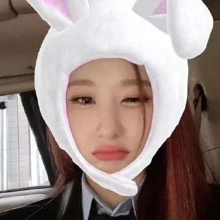 🐰 emoji люблю итзи Telegram sticker 8 of 30