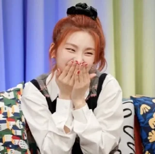 ☺️ emoji люблю итзи Telegram sticker 18 of 30