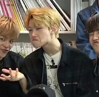 🌟 emoji Stray Kids (⁠●⁠♡⁠∀⁠♡⁠) Telegram sticker 6 of 31