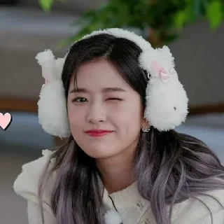 🧊 emoji →˚.🧊⋆ ‧₊῾♡𝚢𝚞𝚓𝚒𝚗 @mefonin Telegram sticker 22 of 24