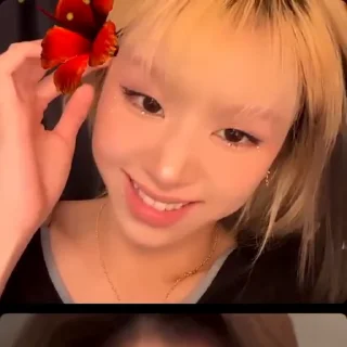 🔋 emoji 🔋 # Chaeyoung by @soohwe_help Telegram sticker 15 of 29