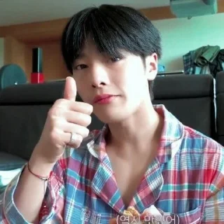 👍 emoji maknae on top by @walefqq Telegram sticker 20 of 100