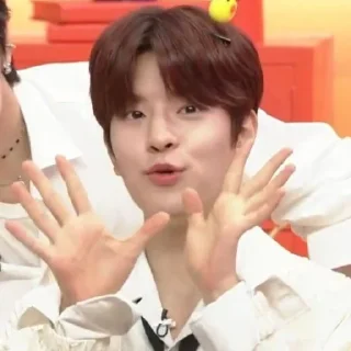 🍙 emoji 𖥻Kim Seungmin ֶ⭑ࣶࣸ @suthli Telegram sticker 7 of 70