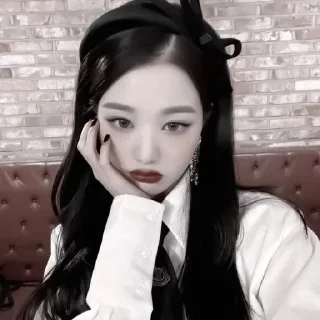 ☺️ emoji 🌺 WONYOUNG  🌺 Telegram sticker 16 of 19
