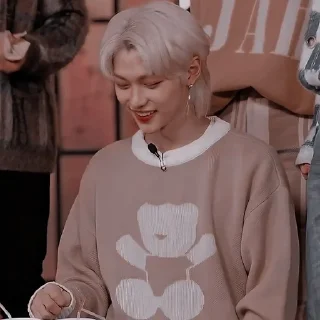 Sticker from °   ┄   феликс   ౿     @idolss