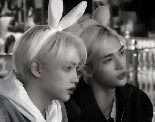 Sticker from Хёнликсы Felix&Heyonjin💋