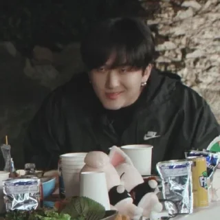 Sticker from ::skz_meme::