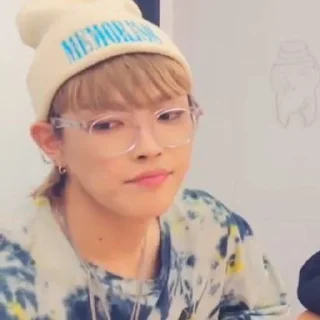 🙄 emoji ATEEZ🏴‍☠️ Telegram sticker 21 of 51