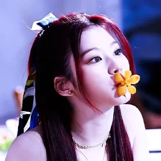 💐 emoji Sana by LXD Telegram sticker 18 of 18