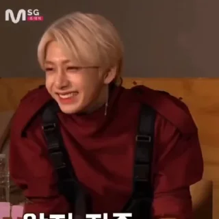 Sticker from ‹HYUNGWON› × @hiphelp