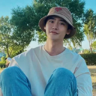 ☘ emoji lee jong suk by @rekkerr Telegram sticker 15 of 25