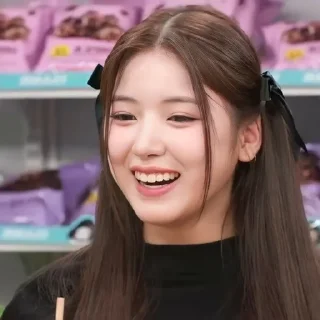 🥐 emoji jiwoo @Helpforjeweland Telegram sticker 7 of 30
