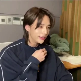 🥲 emoji hyunjin (vlive092622) Telegram sticker 7 of 13