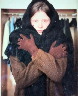 🥶 emoji Mia Goth is mothering Telegram sticker 14 of 75
