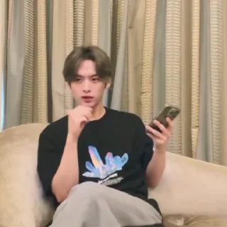🌟 emoji minho @ARA2VH Telegram sticker 16 of 37