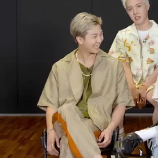 🦾 emoji ✷ !¡ namjoon : @taeviisss Telegram sticker 17 of 33