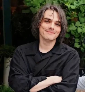 🌟 emoji >_< | |Gerard Way| | >_< @sash Telegram sticker 18 of 104