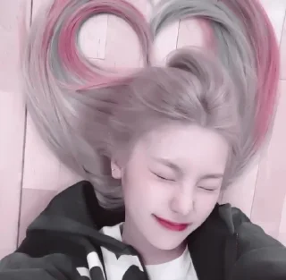 Sticker from ◍˚₊🏹⿻. yeji ᝰ @chaenniex ◍˚₊💌⿻.