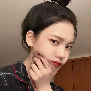 🤔 emoji `` Karina >> @horimiyaworld Telegram sticker 11 of 29