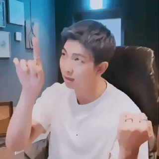 🔗 emoji ⸗꒰🔗꒱ namjoon ¡ by @idols_kz Telegram sticker 9 of 40