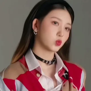 🪩 emoji gaeul٭◟ ࣪ ִֶָ ୭ Telegram sticker 24 of 30