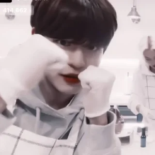 🧵 emoji 🧵::seungmin:: by @obsessiongw Telegram sticker 14 of 30