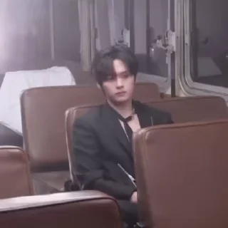 😶 emoji @riahwanglee "Stray Kids" MAKING FILM Telegram sticker 9 of 73