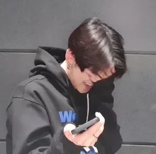 🤦‍♂ emoji Yeonjun ♡ Telegram sticker 18 of 119
