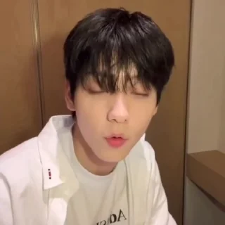 © emoji soobin ' @SWL1R Telegram sticker 22 of 30