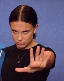 🌟 emoji millie boby brown Telegram sticker 10 of 36