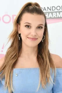 🌟 emoji millie boby brown Telegram sticker 24 of 36