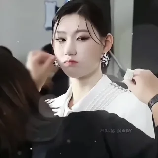 💌 emoji ``♡ chaeryeong !¡ @d1aryshop Telegram sticker 6 of 25