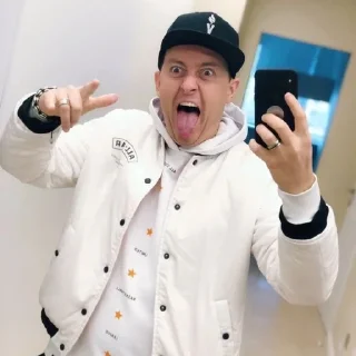 🤪 emoji Yarushin Telegram sticker 21 of 89
