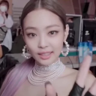 🙊 emoji ›🙊‹ jennie by @phantomstkk Telegram sticker 17 of 25