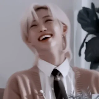 Sticker from 𝙛𝙚𝙡𝙞𝙭 𝙡𝙚𝙚 :: 🍊 @packsamgmin